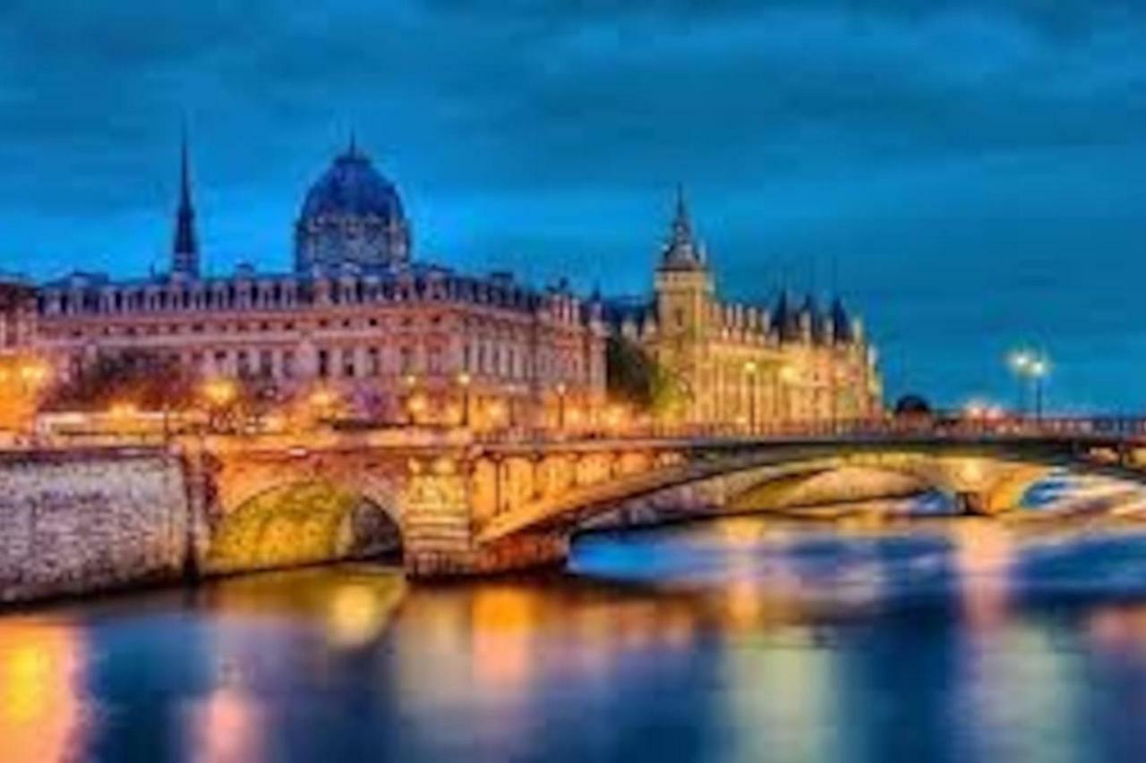 Charmant Studio Equipe Proche Paris Et Versailles Chaville Exterior foto